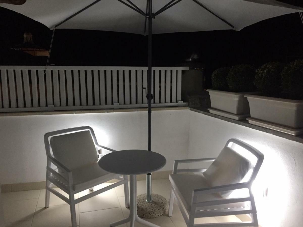 Vicolo Fiorito B&B Polignano a Mare Exterior photo